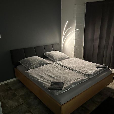 Ubernachtungsmoglichkeit Und Monteurzimmer Apartman Hamdorf Kültér fotó